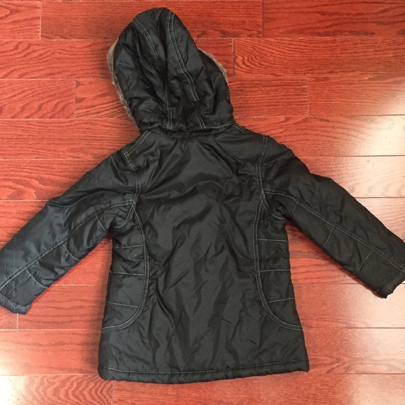 💜HOST PICK💜Black winter Jacket w/ hood - Picture 3 of 6